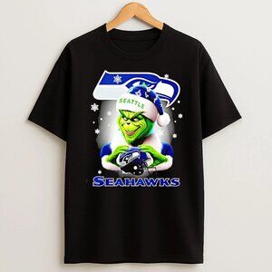 The Grinch Hold Helmet Seattle Seahawks Christmas T Shirt 81